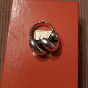 Gorgeous James avery sisterhood ring